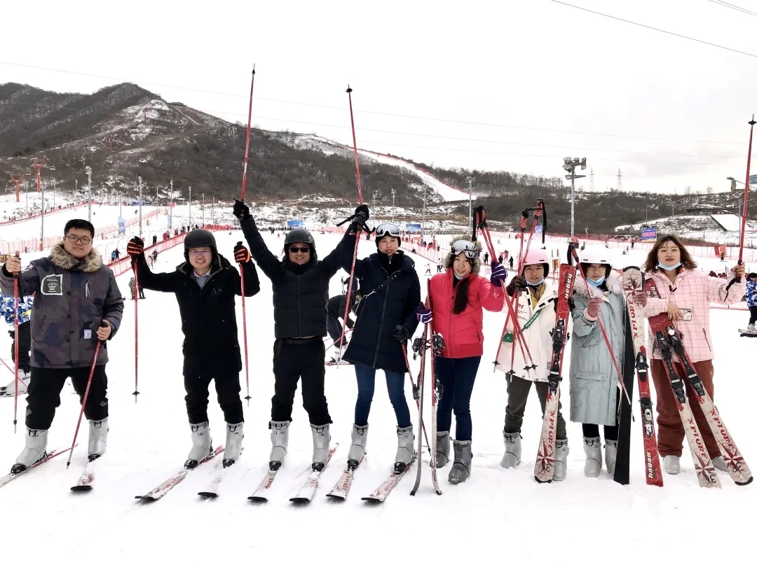 滑雪08.webp.jpg
